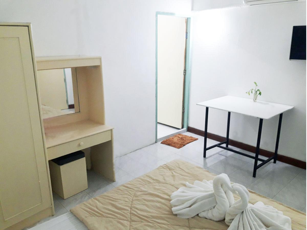 De Nymph Aparthotel Nakhon Sawan Exterior photo